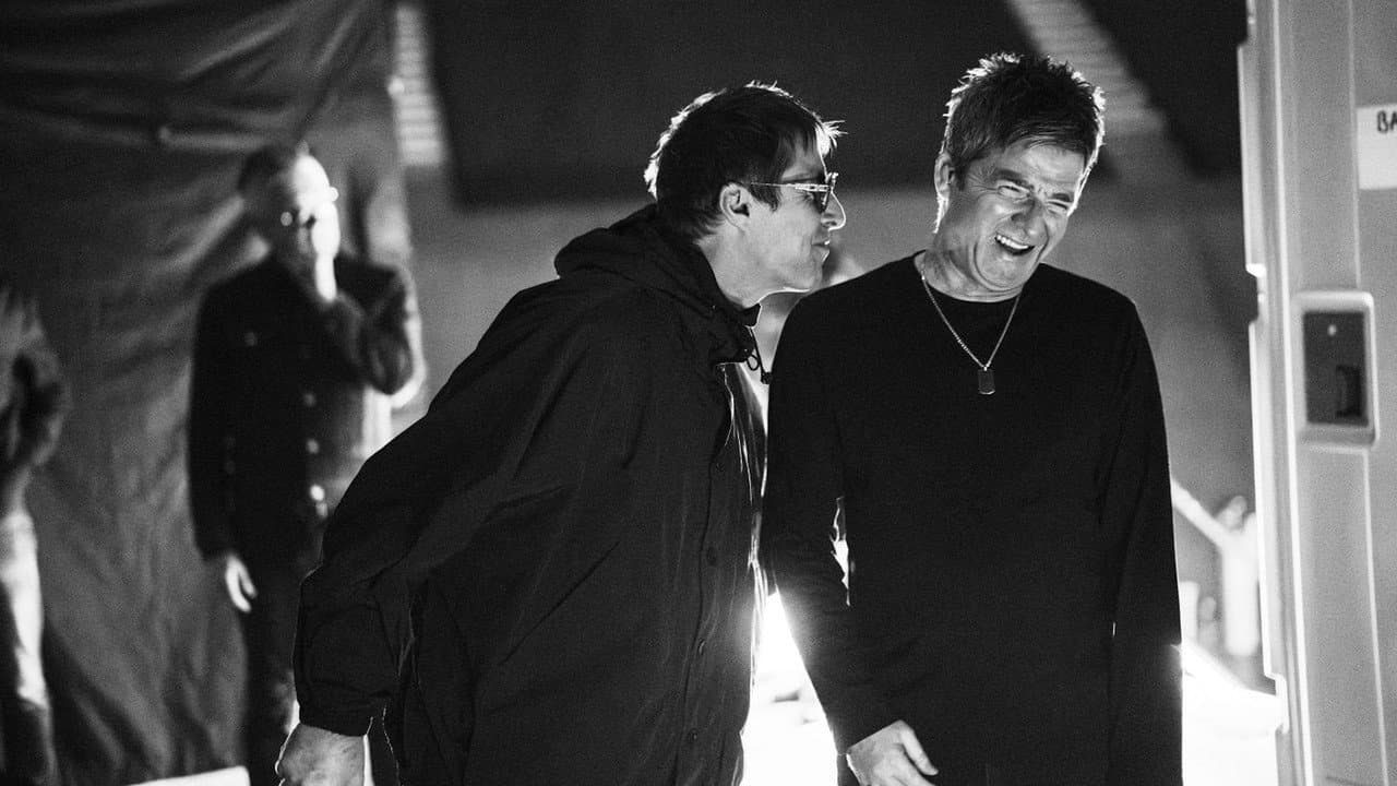 Oasis: Don't Look Back in Anger still 1