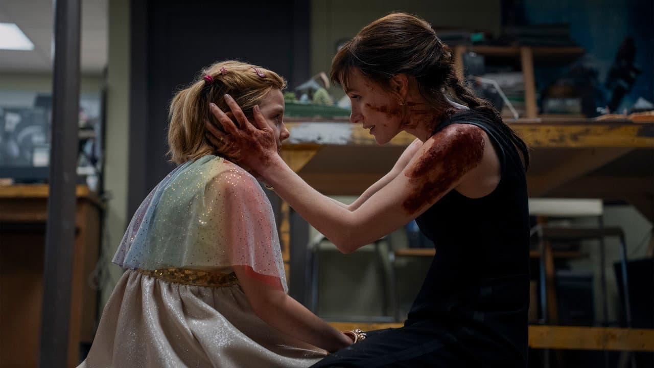 Other Mommy Reviews: Chastain Slammed in Savage Horror still 4