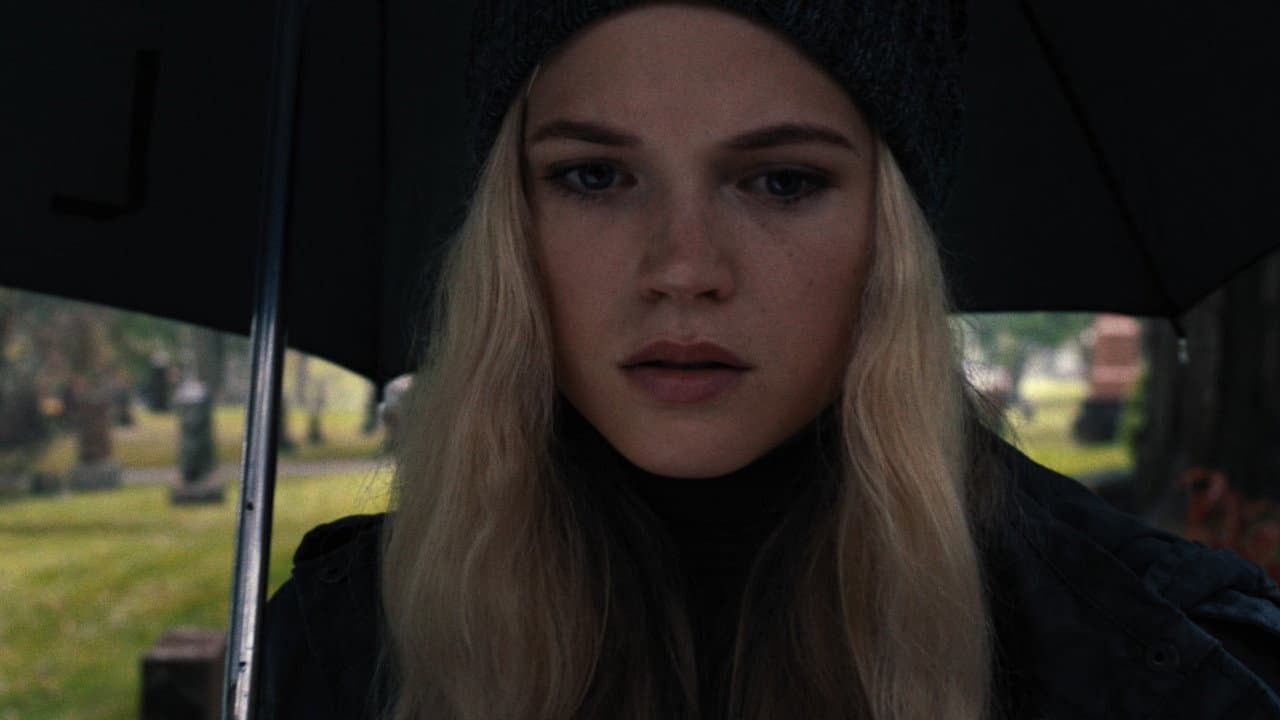 Carrie still 8