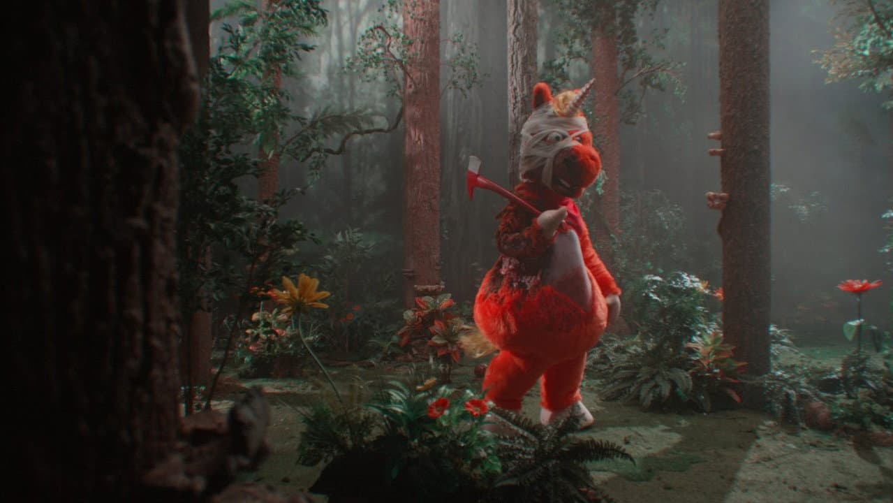 Buddy (2026) Review: Casper Kelly's Mind-Bending Thriller still 2