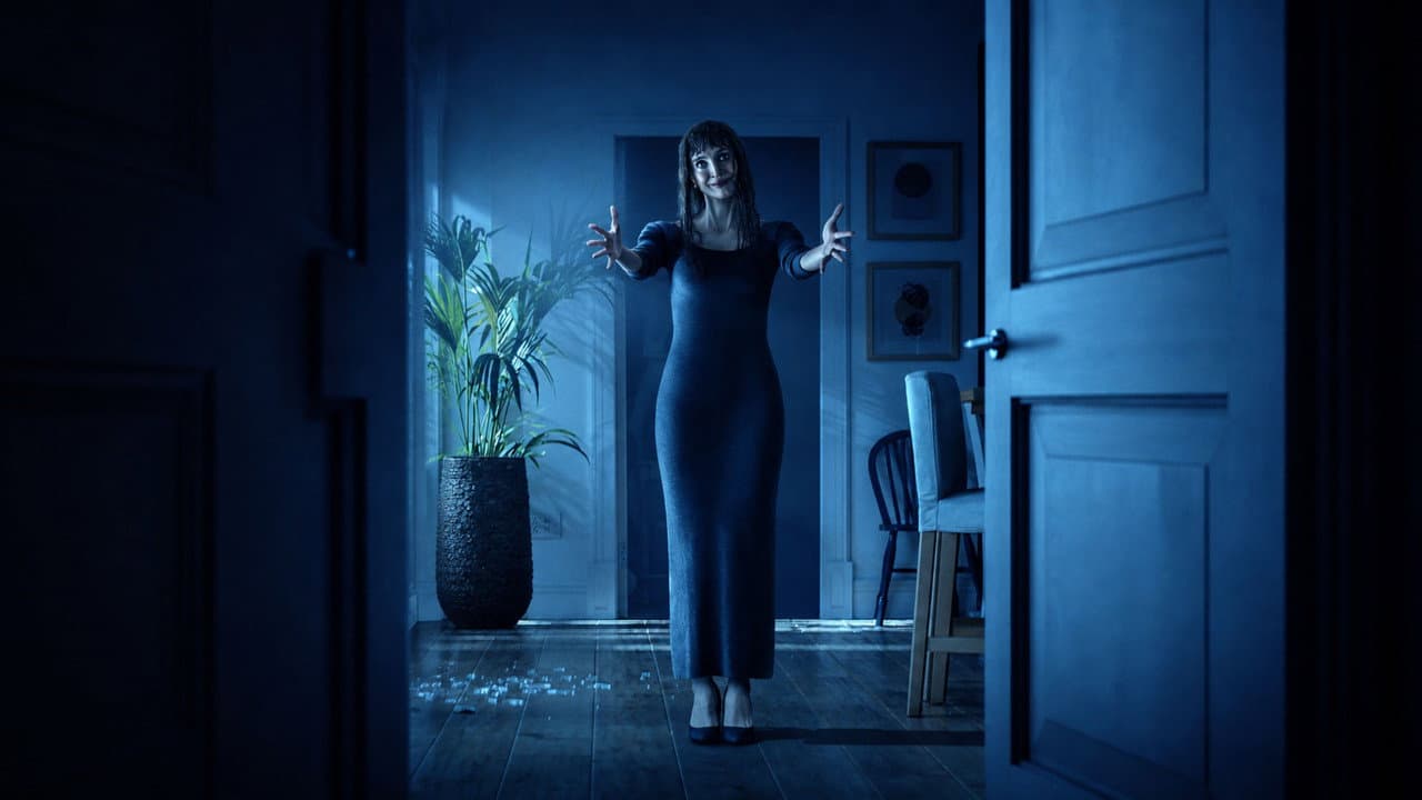 Other Mommy Reviews: Chastain Slammed in Savage Horror still 6