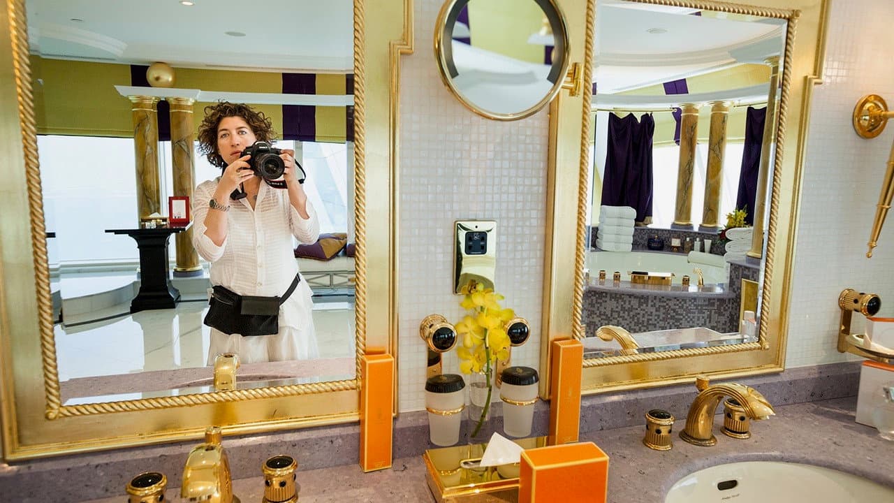 Generation Wealth still 5