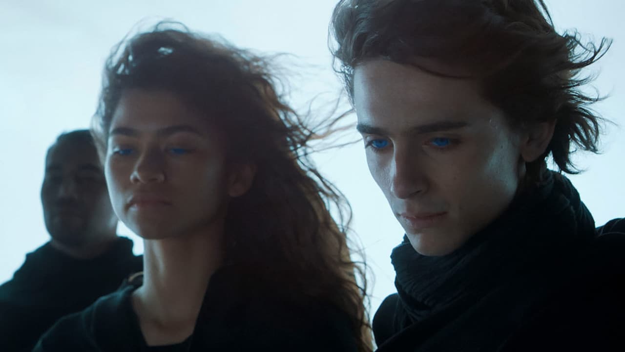 Dune still 3