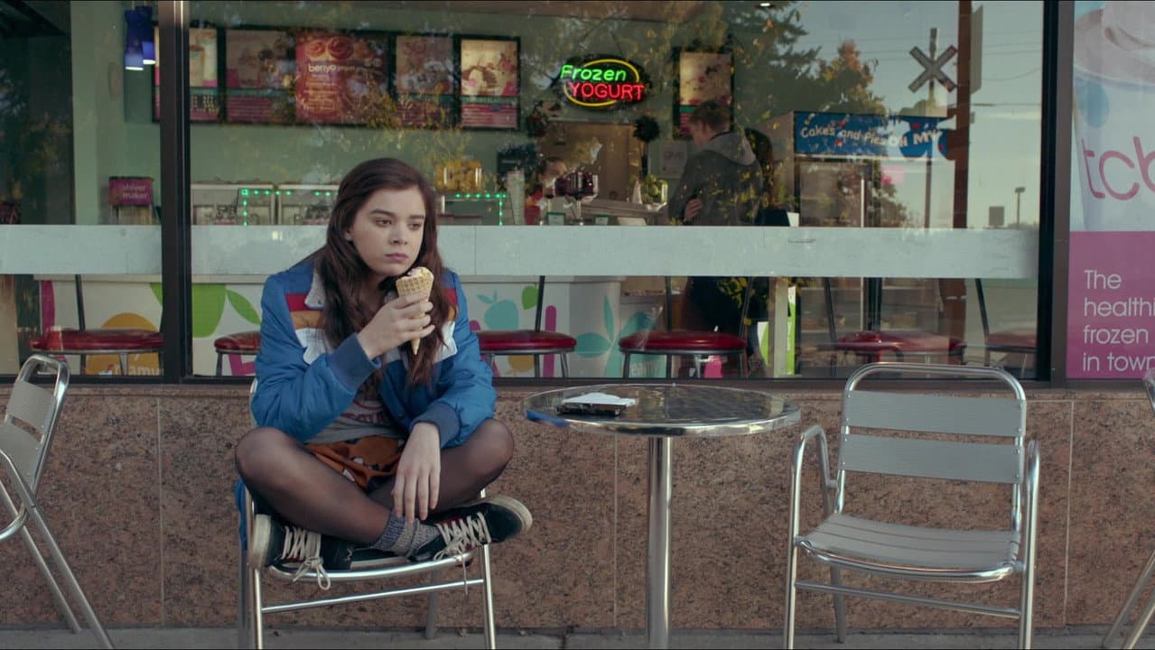 Seventeen (2016): Hailee Steinfeld's Coming-of-Age Film still 6