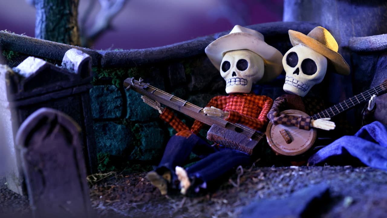 Mickey and Friends: Trick or Treats still 5