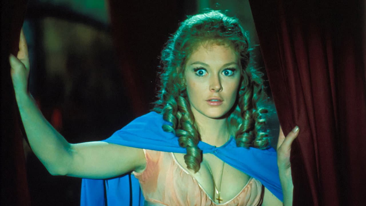 Scars of Dracula still 8