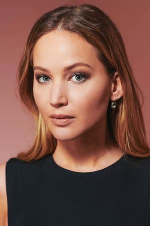 Jennifer Lawrence Recalls Confronting Crew During Nude