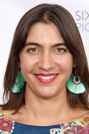 Selma Blair to Star in Schmoolie The Deathwatcher