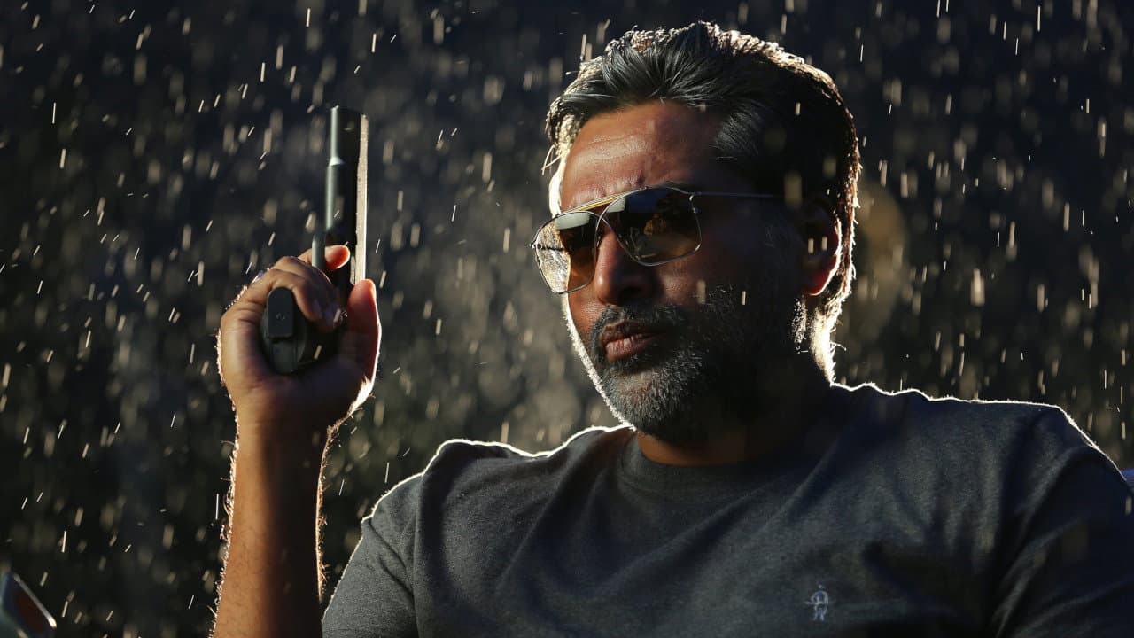 Dhuruvangal Pathinaaru still 3