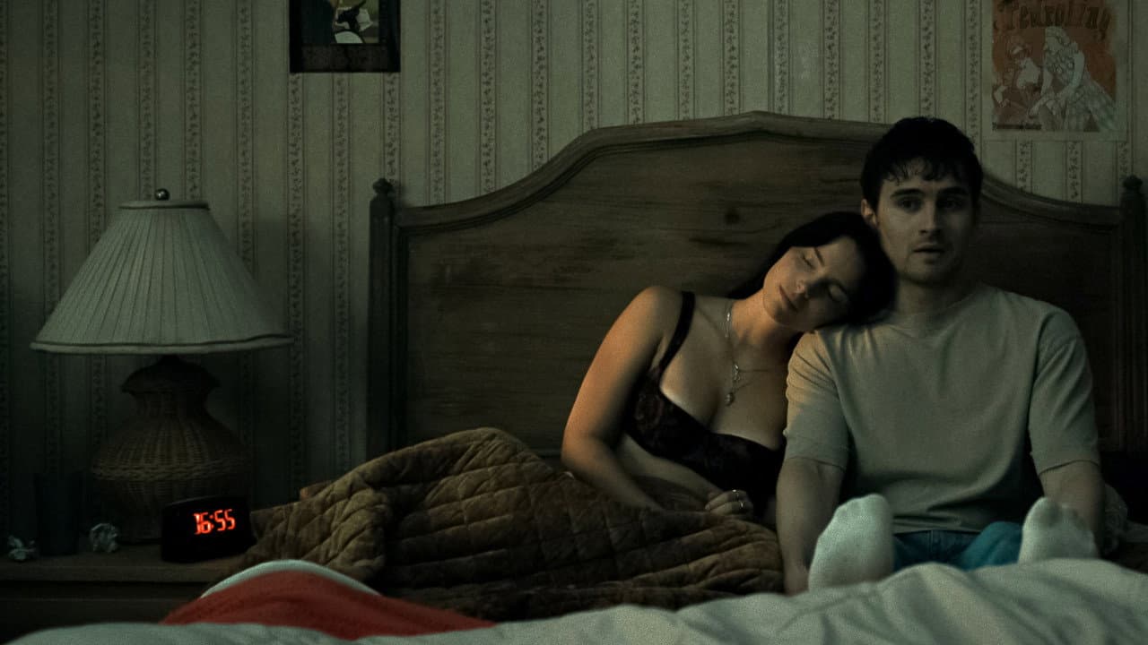 Obsession Review: Dark, Twisted, Unforgettable still 8
