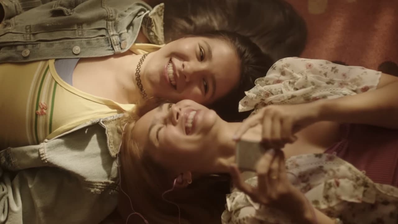 Girls Like Girls still 6