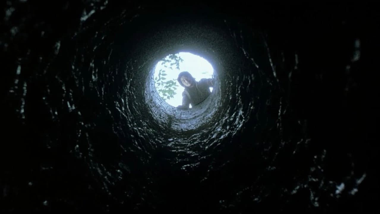 The Spiral (1998) Gets 9-Minute Ovation at Venice Revival still 8