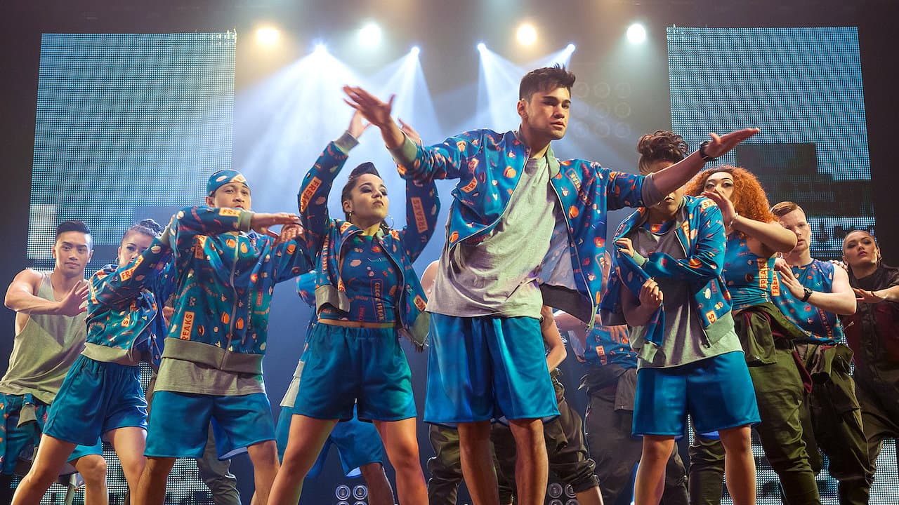 Born to Dance still 2