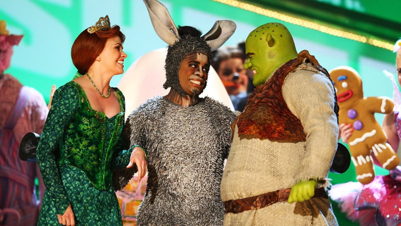 Shrek the Musical still 8
