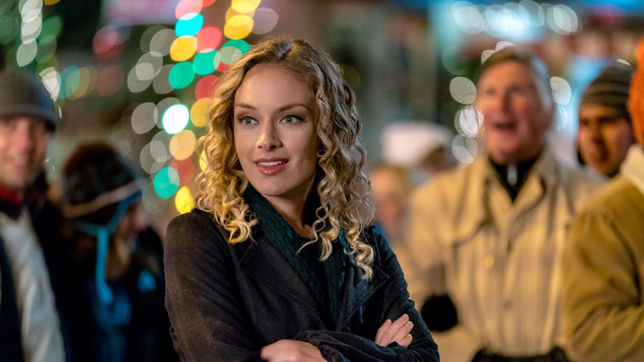 Marry Me at Christmas still 2